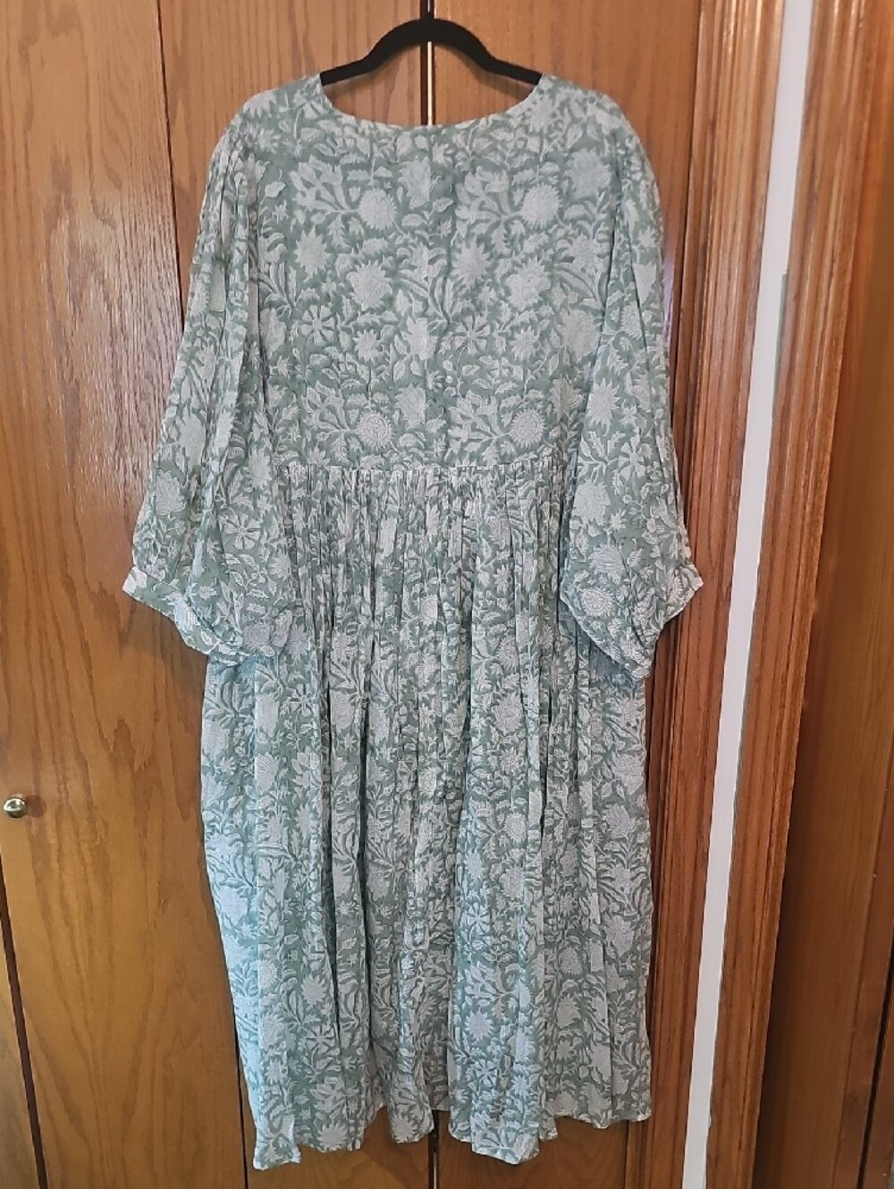 Daughters of India Mint Green Floral Tie-Neck Top - Picture 6 of 6